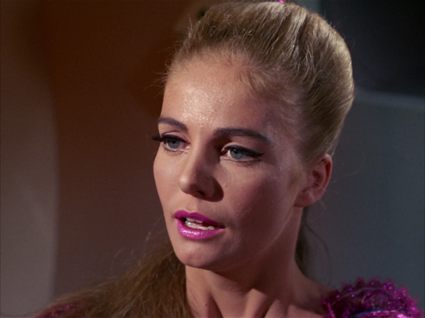 ariane179254_StarTrek_3x16_TheMarkOfGideon_1899.jpg