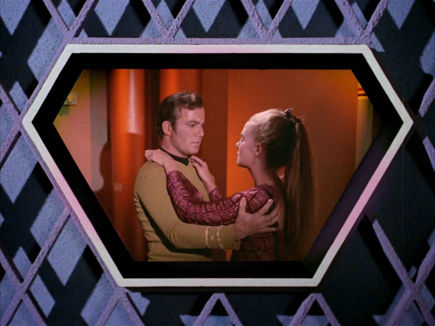 ariane179254_StarTrek_3x16_TheMarkOfGideon_1921.jpg