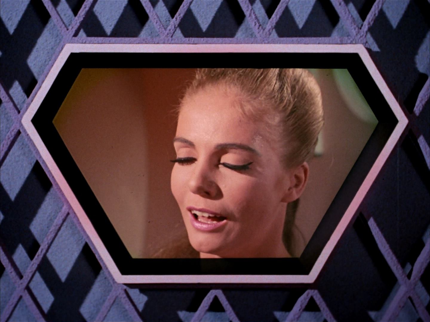 ariane179254_StarTrek_3x16_TheMarkOfGideon_1931.jpg