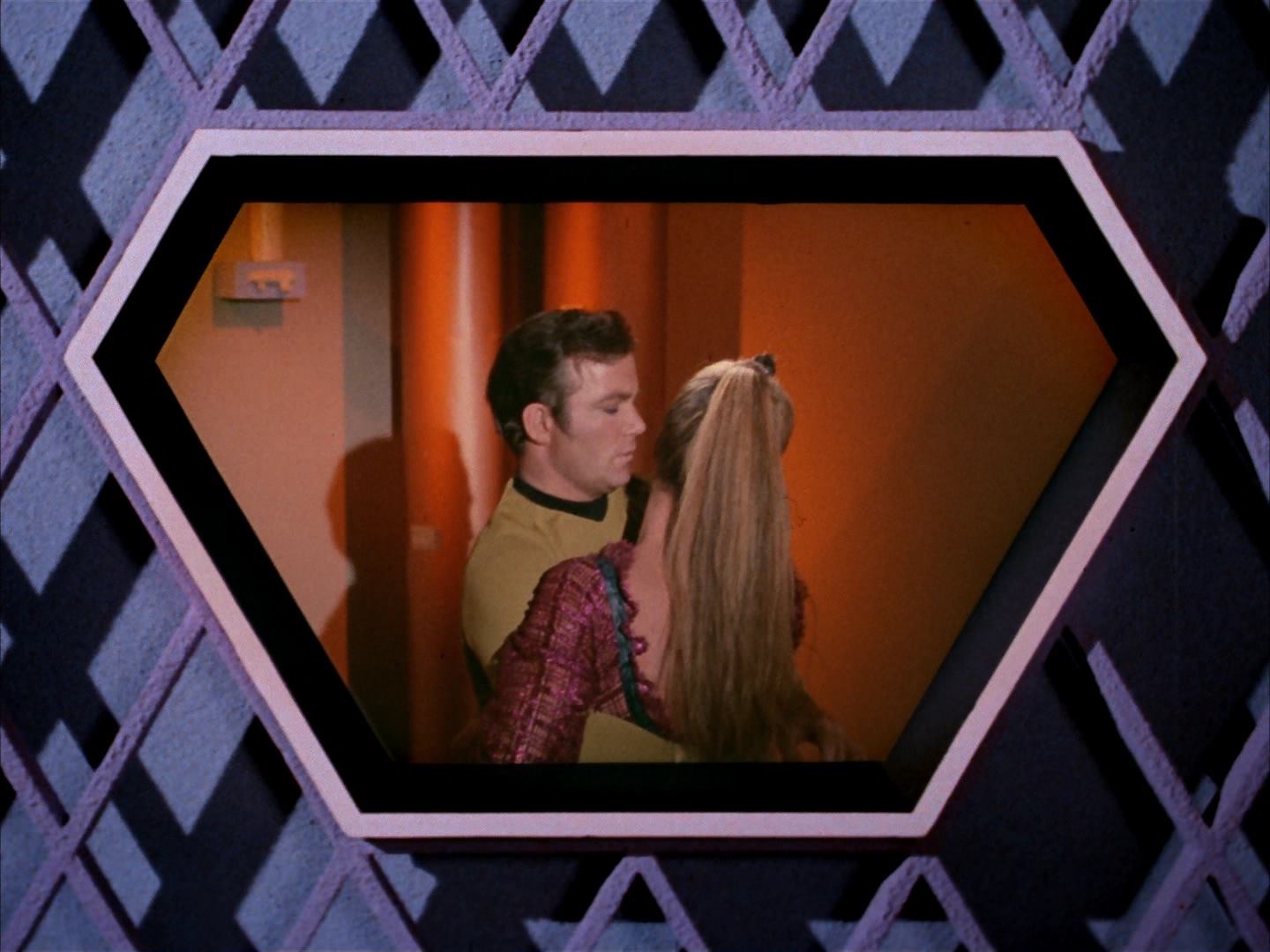 ariane179254_StarTrek_3x16_TheMarkOfGideon_1947.jpg