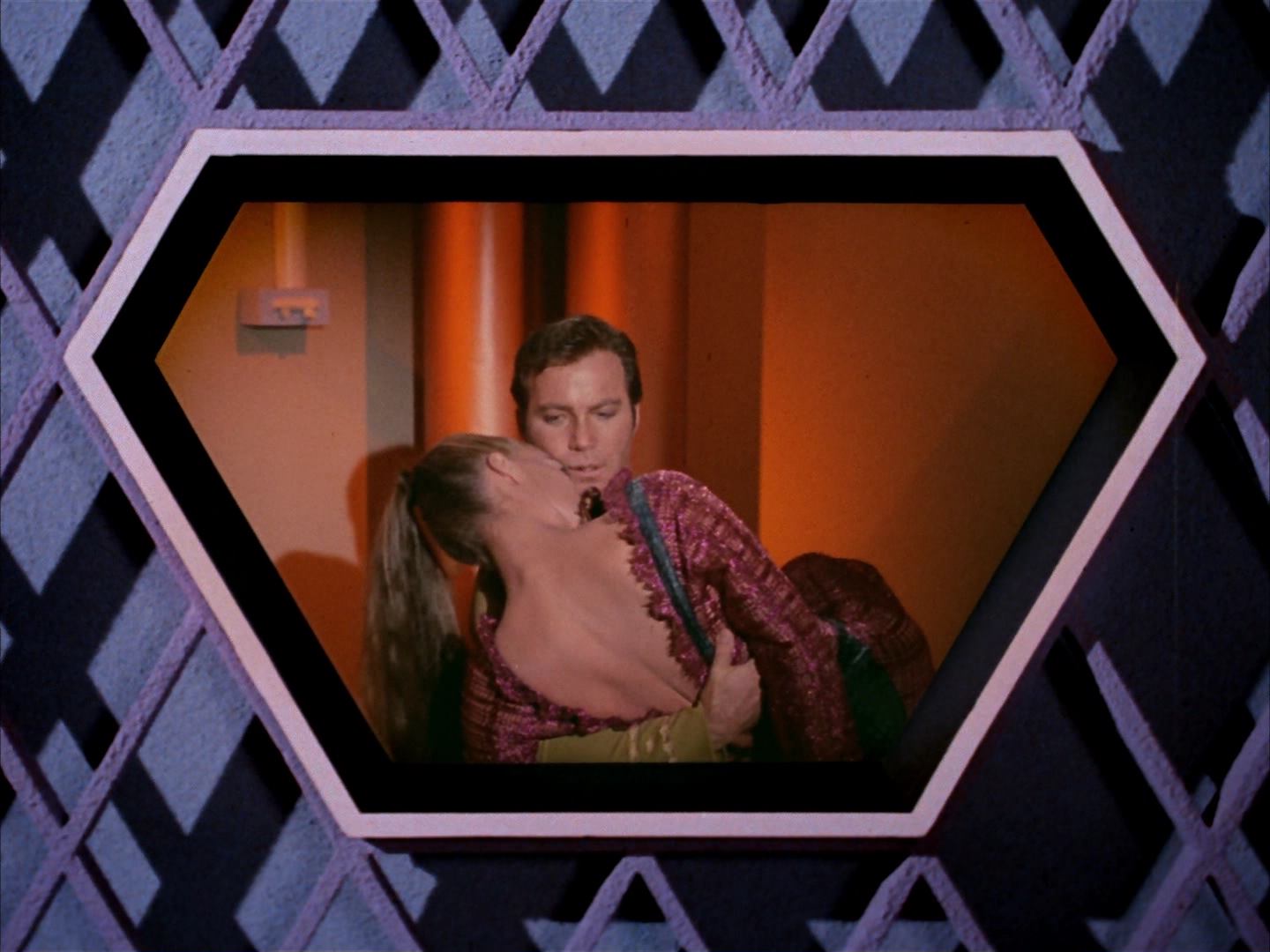 ariane179254_StarTrek_3x16_TheMarkOfGideon_1952.jpg