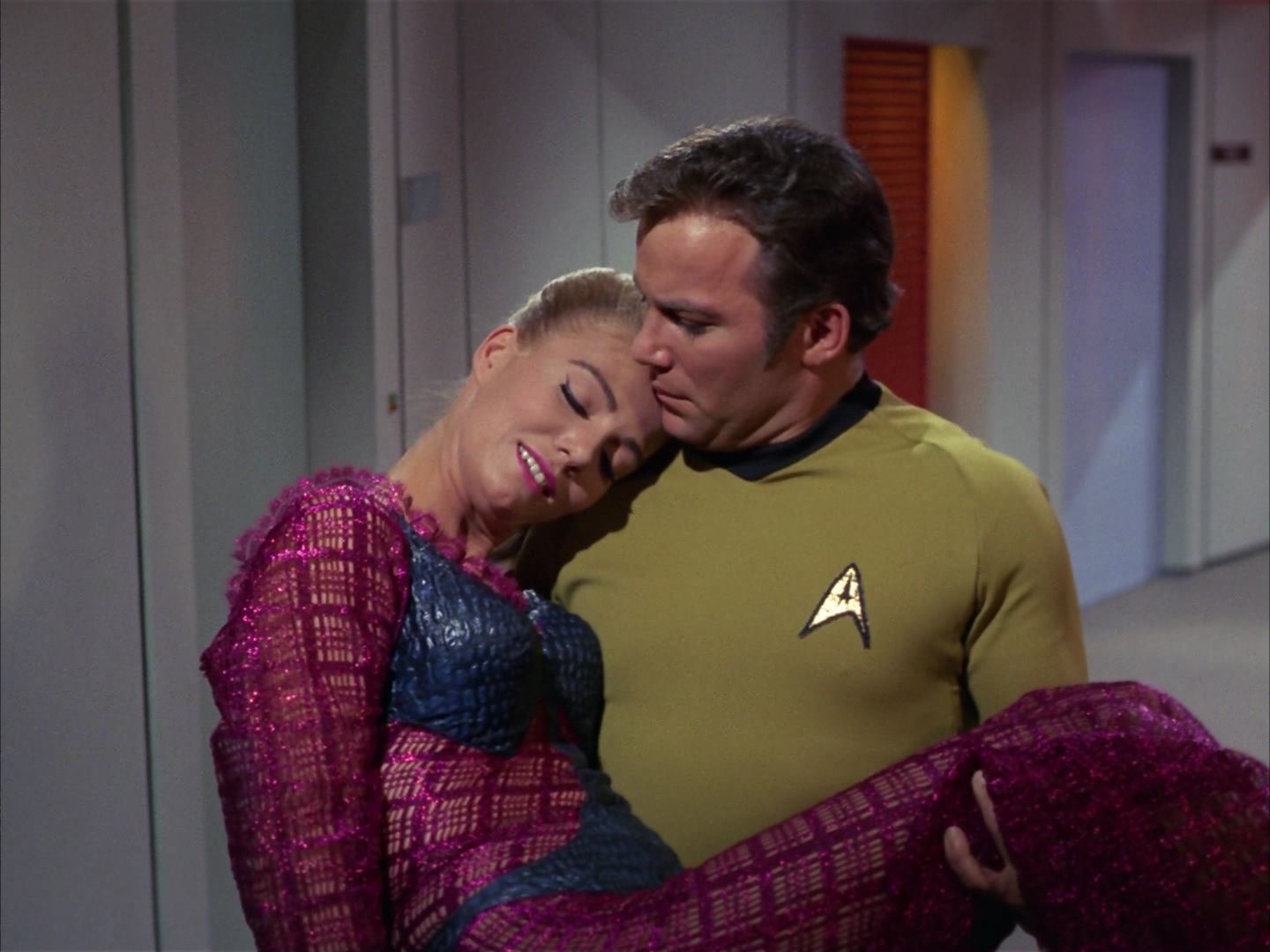 ariane179254_StarTrek_3x16_TheMarkOfGideon_2007.jpg