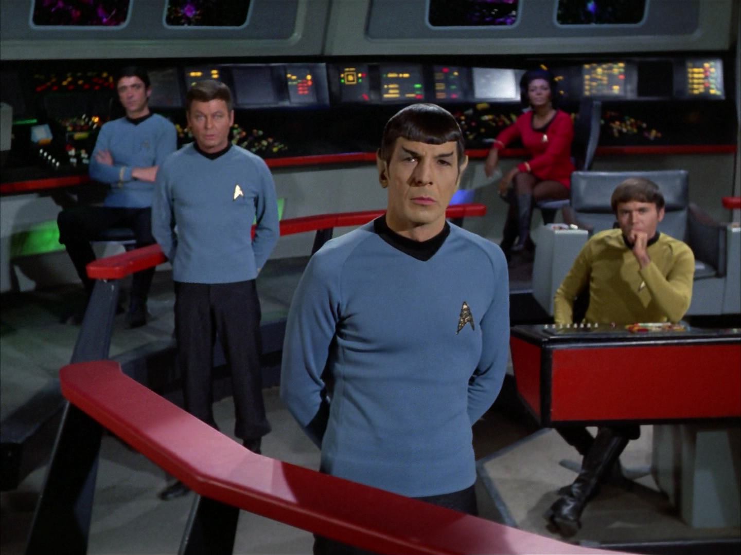 ariane179254_StarTrek_3x16_TheMarkOfGideon_2038.jpg
