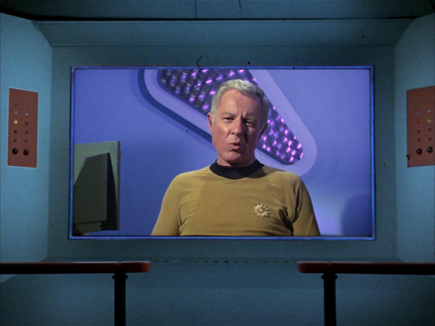 ariane179254_StarTrek_3x16_TheMarkOfGideon_2093.jpg