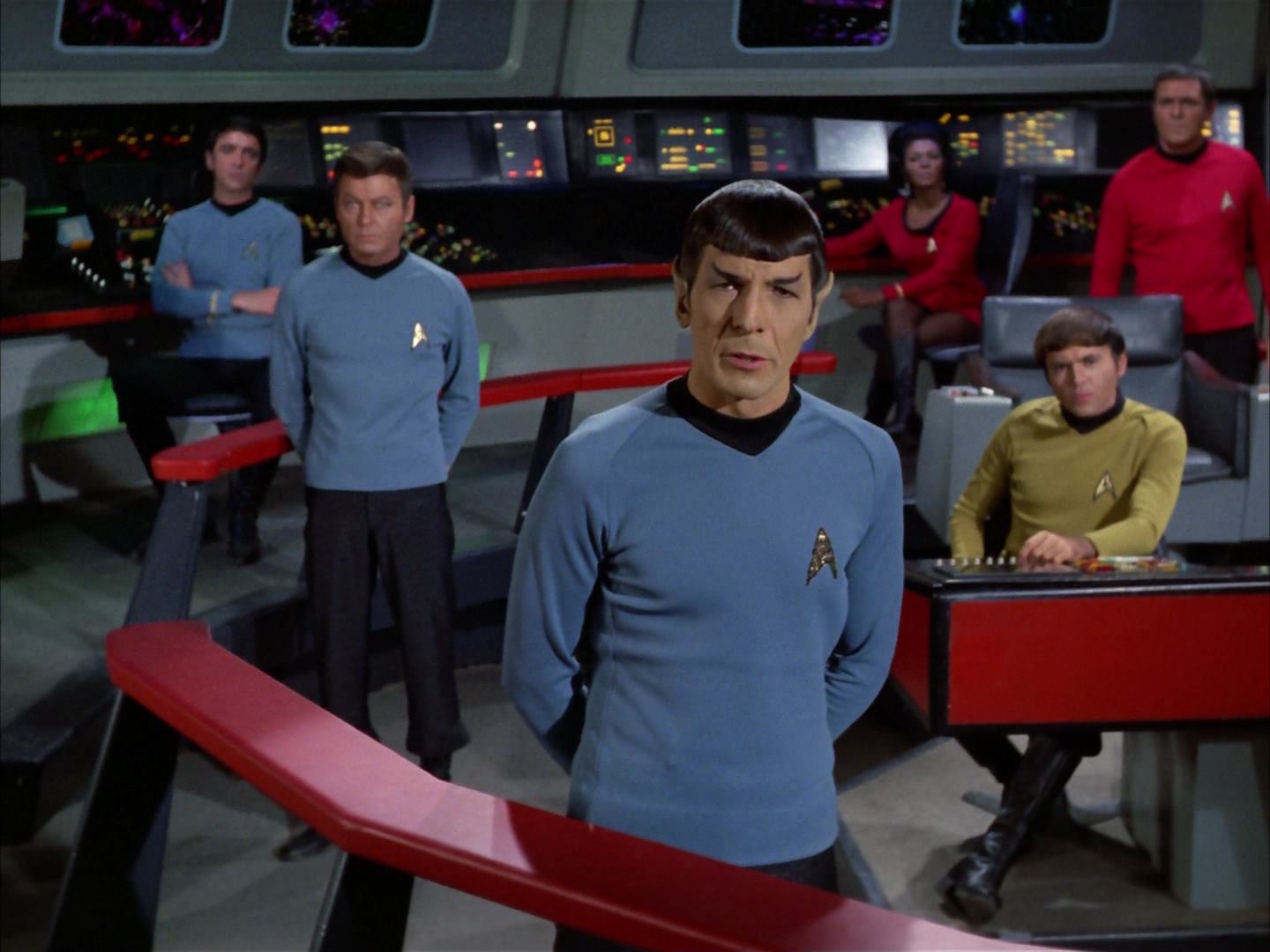 ariane179254_StarTrek_3x16_TheMarkOfGideon_2099.jpg