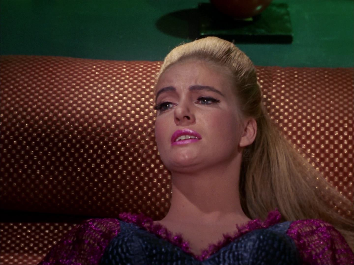 ariane179254_StarTrek_3x16_TheMarkOfGideon_2183.jpg