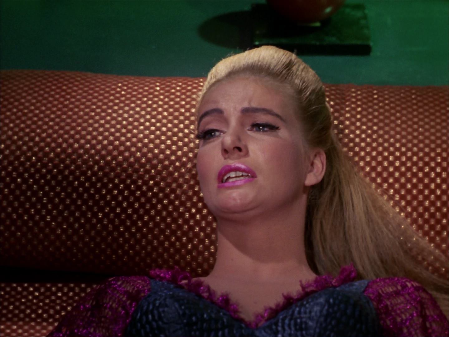 ariane179254_StarTrek_3x16_TheMarkOfGideon_2193.jpg