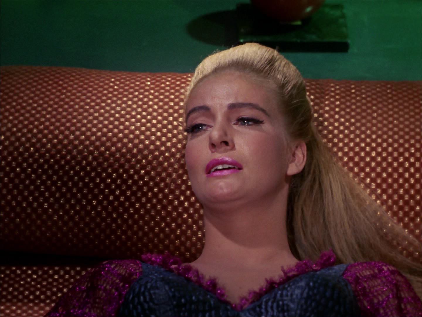 ariane179254_StarTrek_3x16_TheMarkOfGideon_2195.jpg