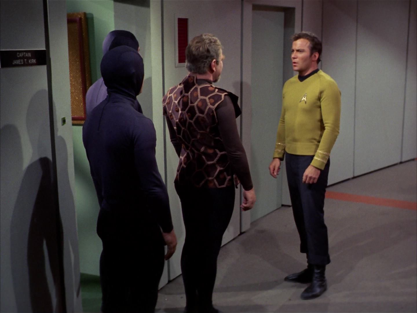 ariane179254_StarTrek_3x16_TheMarkOfGideon_2220.jpg