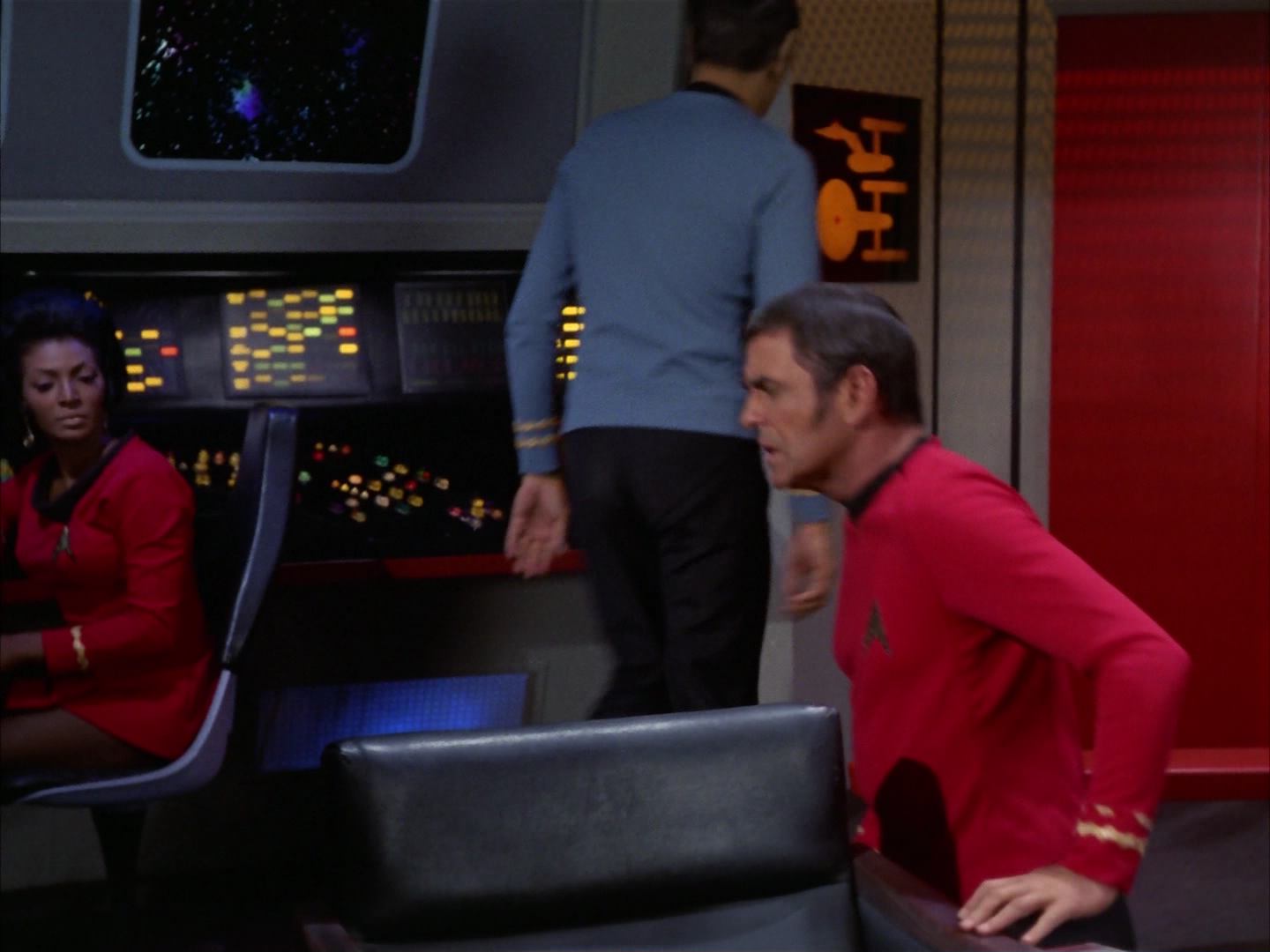 ariane179254_StarTrek_3x16_TheMarkOfGideon_2357.jpg
