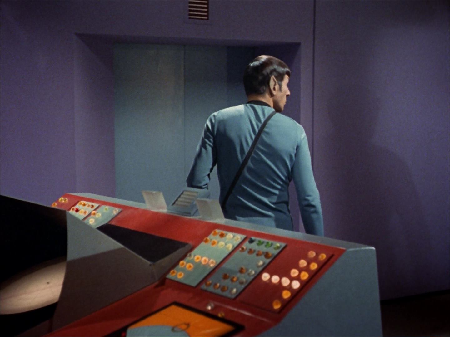ariane179254_StarTrek_3x16_TheMarkOfGideon_2400.jpg