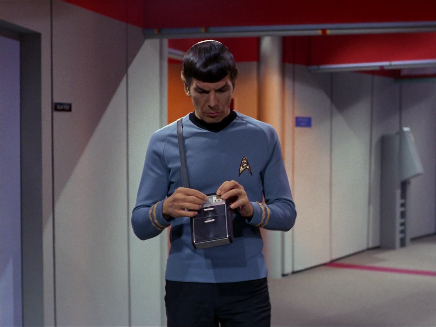 ariane179254_StarTrek_3x16_TheMarkOfGideon_2415.jpg