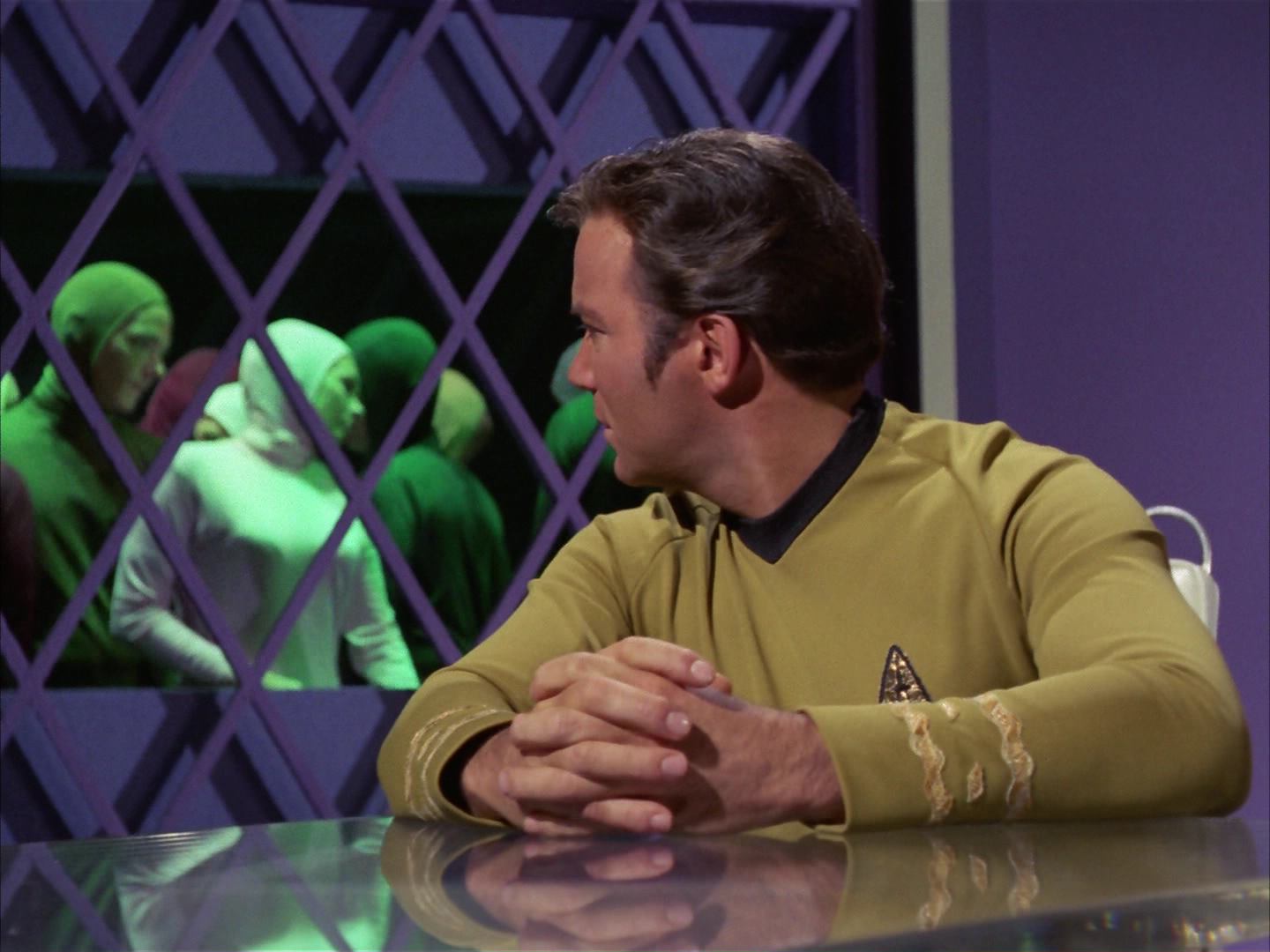 ariane179254_StarTrek_3x16_TheMarkOfGideon_2481.jpg