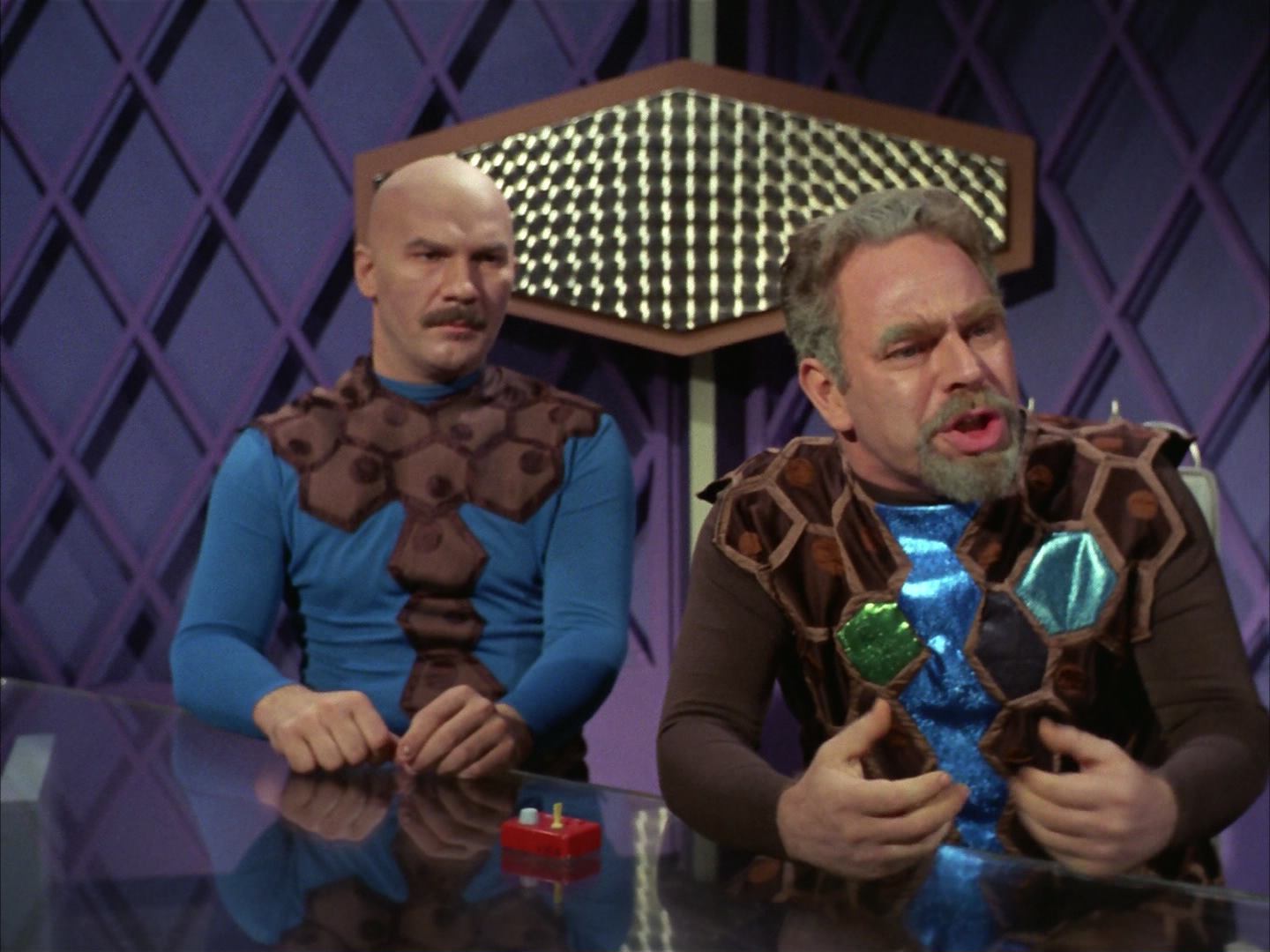 ariane179254_StarTrek_3x16_TheMarkOfGideon_2527.jpg