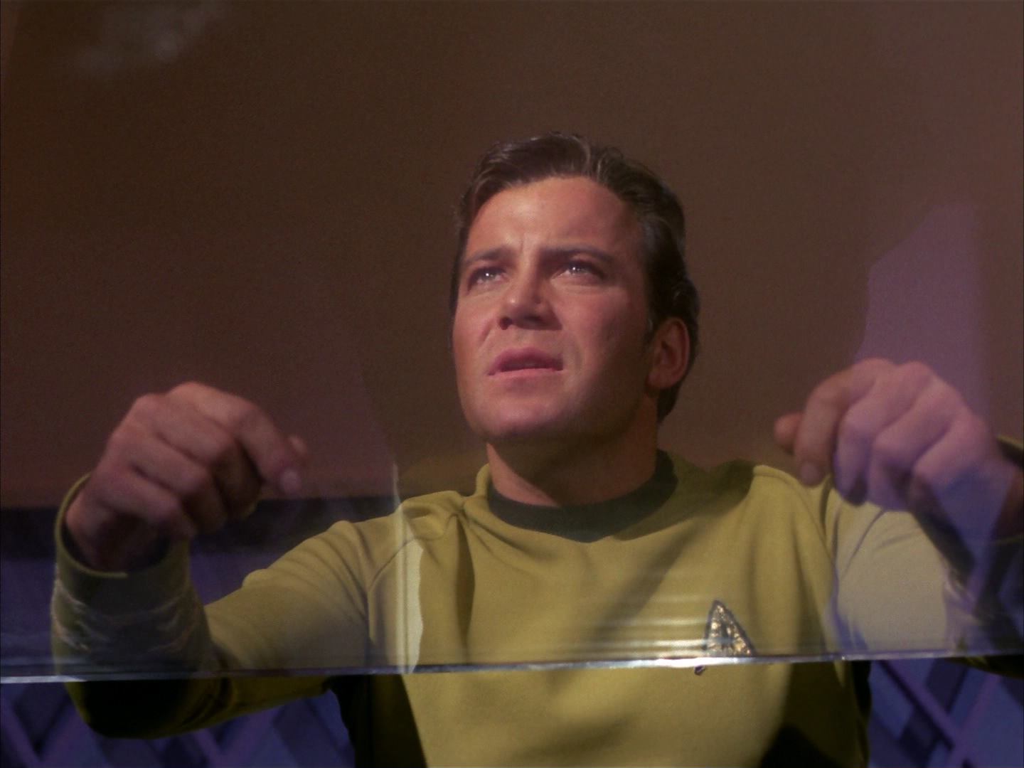 ariane179254_StarTrek_3x16_TheMarkOfGideon_2543.jpg