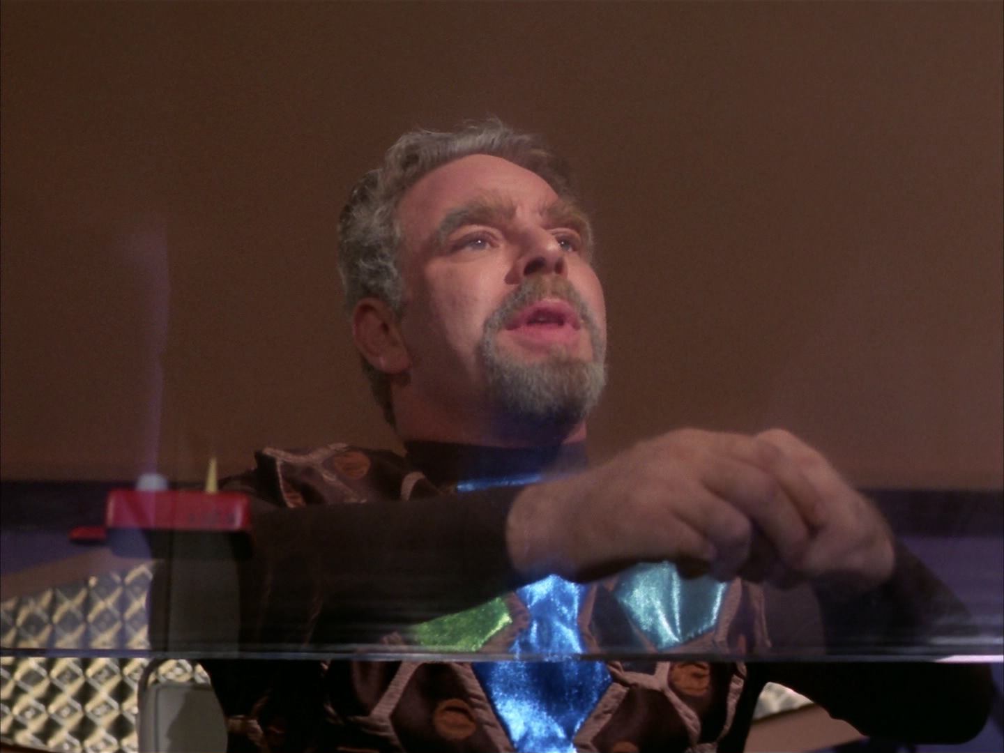 ariane179254_StarTrek_3x16_TheMarkOfGideon_2556.jpg