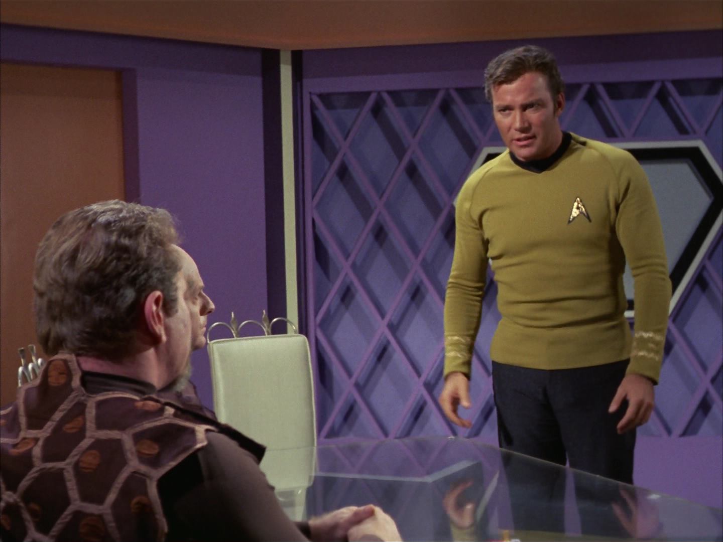 ariane179254_StarTrek_3x16_TheMarkOfGideon_2657.jpg