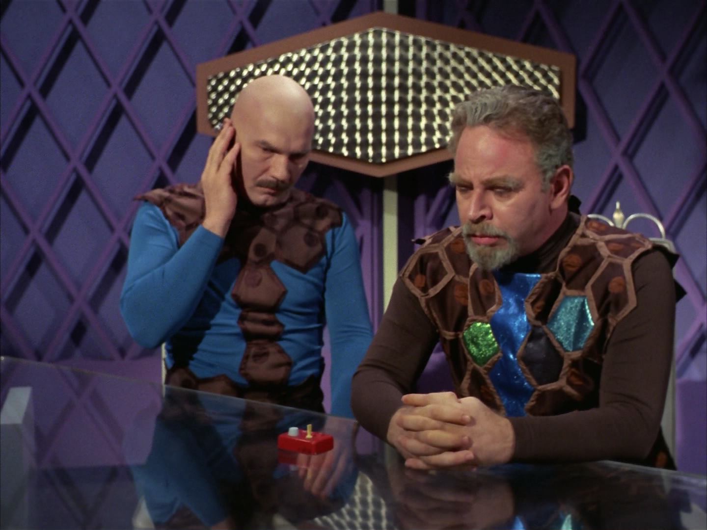 ariane179254_StarTrek_3x16_TheMarkOfGideon_2698.jpg