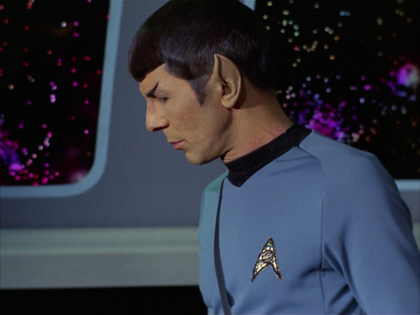ariane179254_StarTrek_3x16_TheMarkOfGideon_2759.jpg