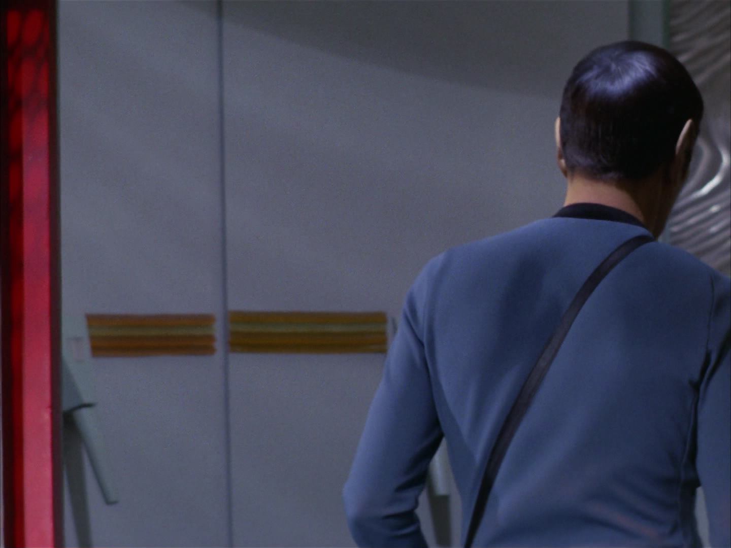 ariane179254_StarTrek_3x16_TheMarkOfGideon_2873.jpg