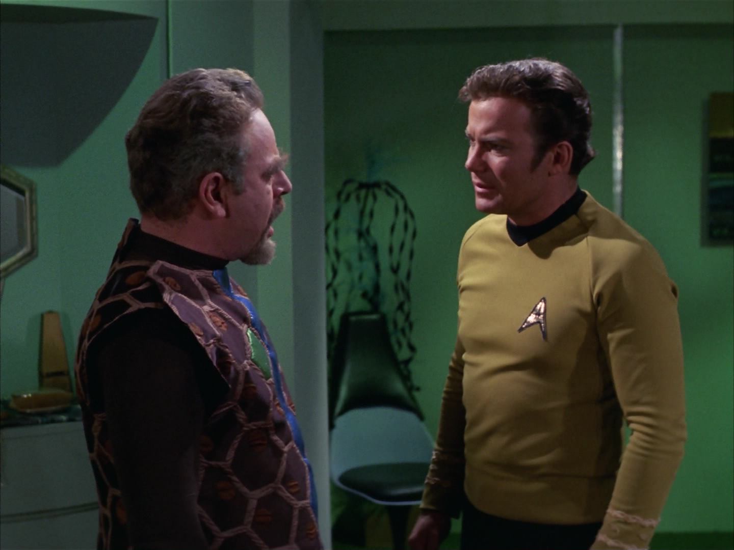 ariane179254_StarTrek_3x16_TheMarkOfGideon_2891.jpg