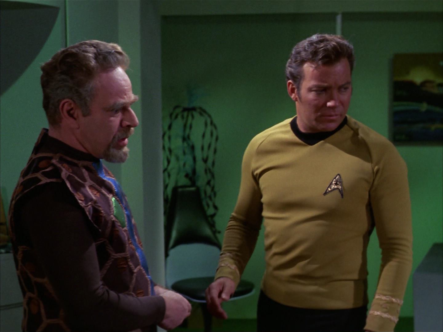 ariane179254_StarTrek_3x16_TheMarkOfGideon_2931.jpg