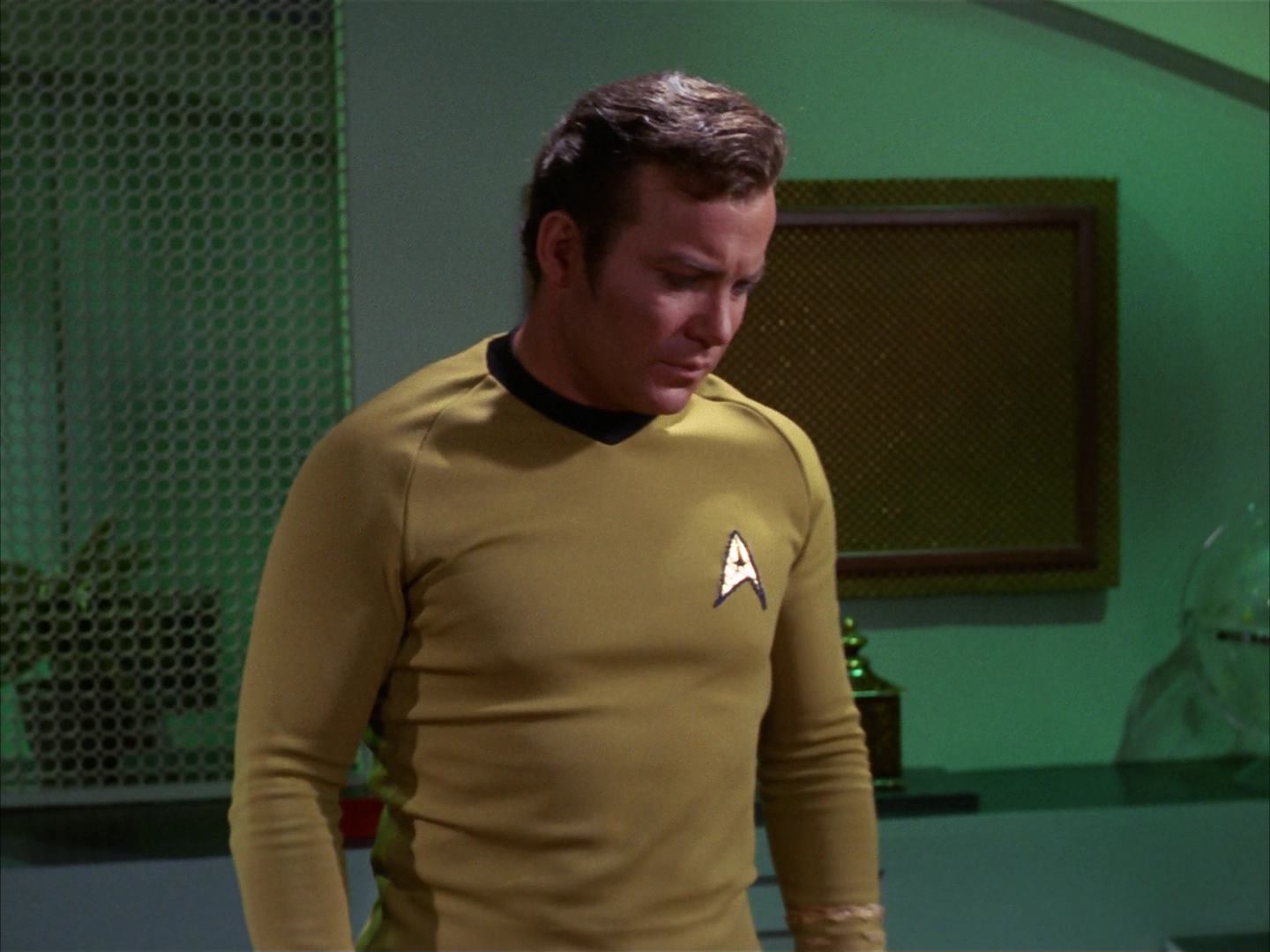 ariane179254_StarTrek_3x16_TheMarkOfGideon_2936.jpg
