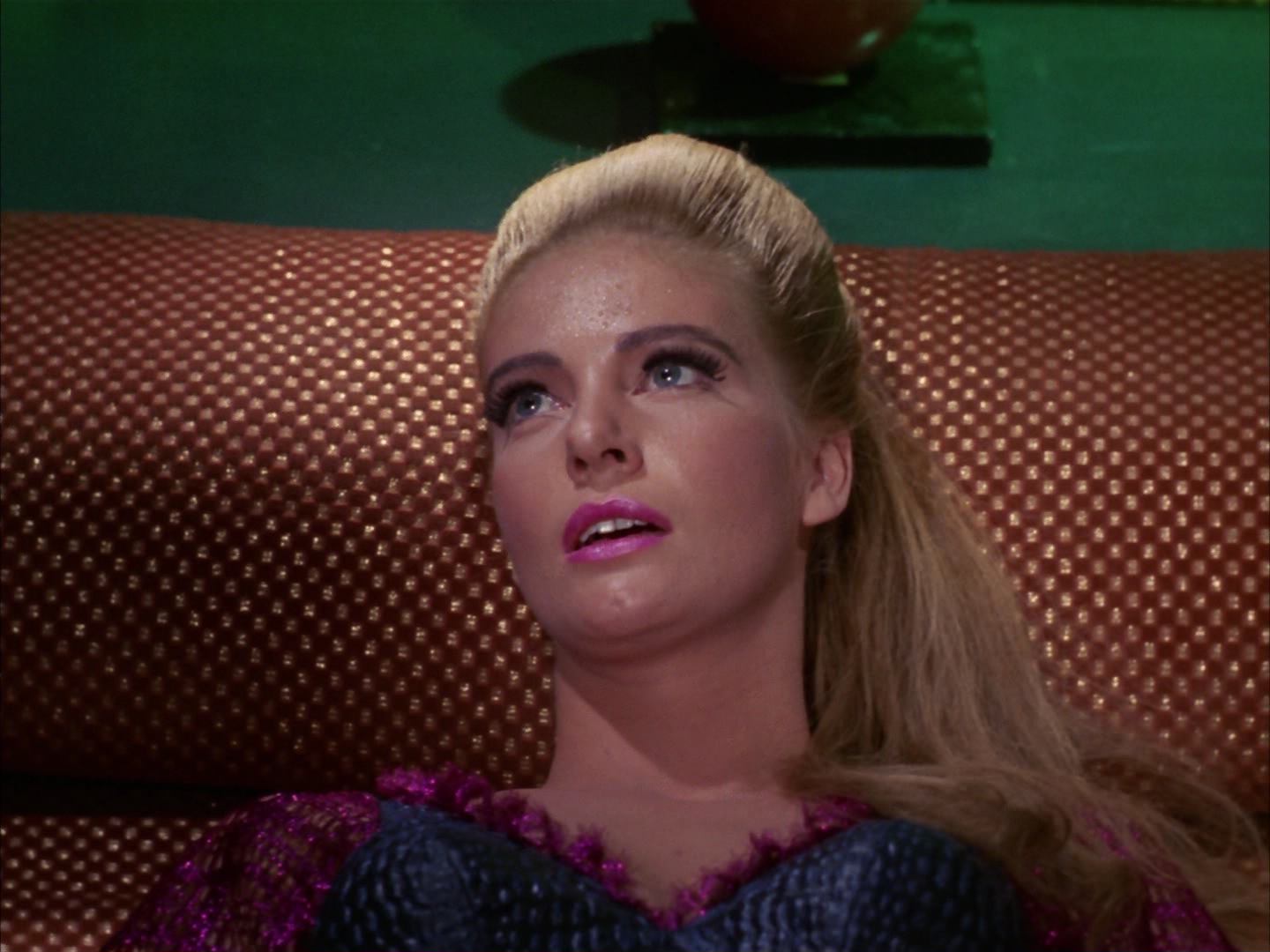 ariane179254_StarTrek_3x16_TheMarkOfGideon_2944.jpg