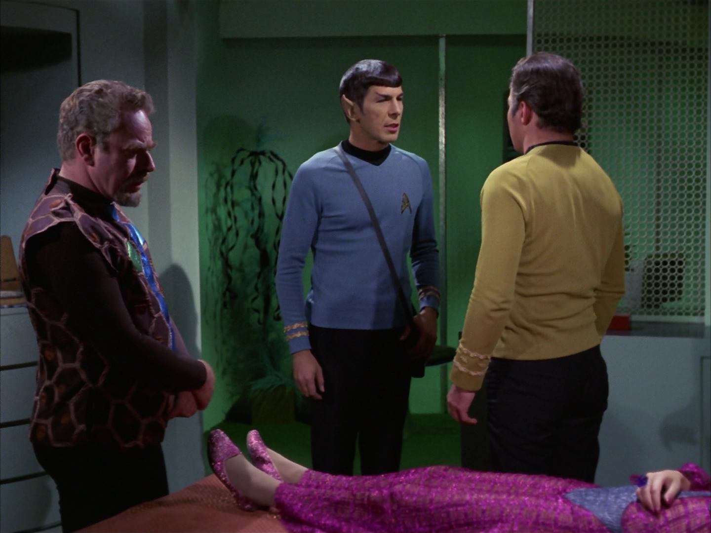 ariane179254_StarTrek_3x16_TheMarkOfGideon_3050.jpg