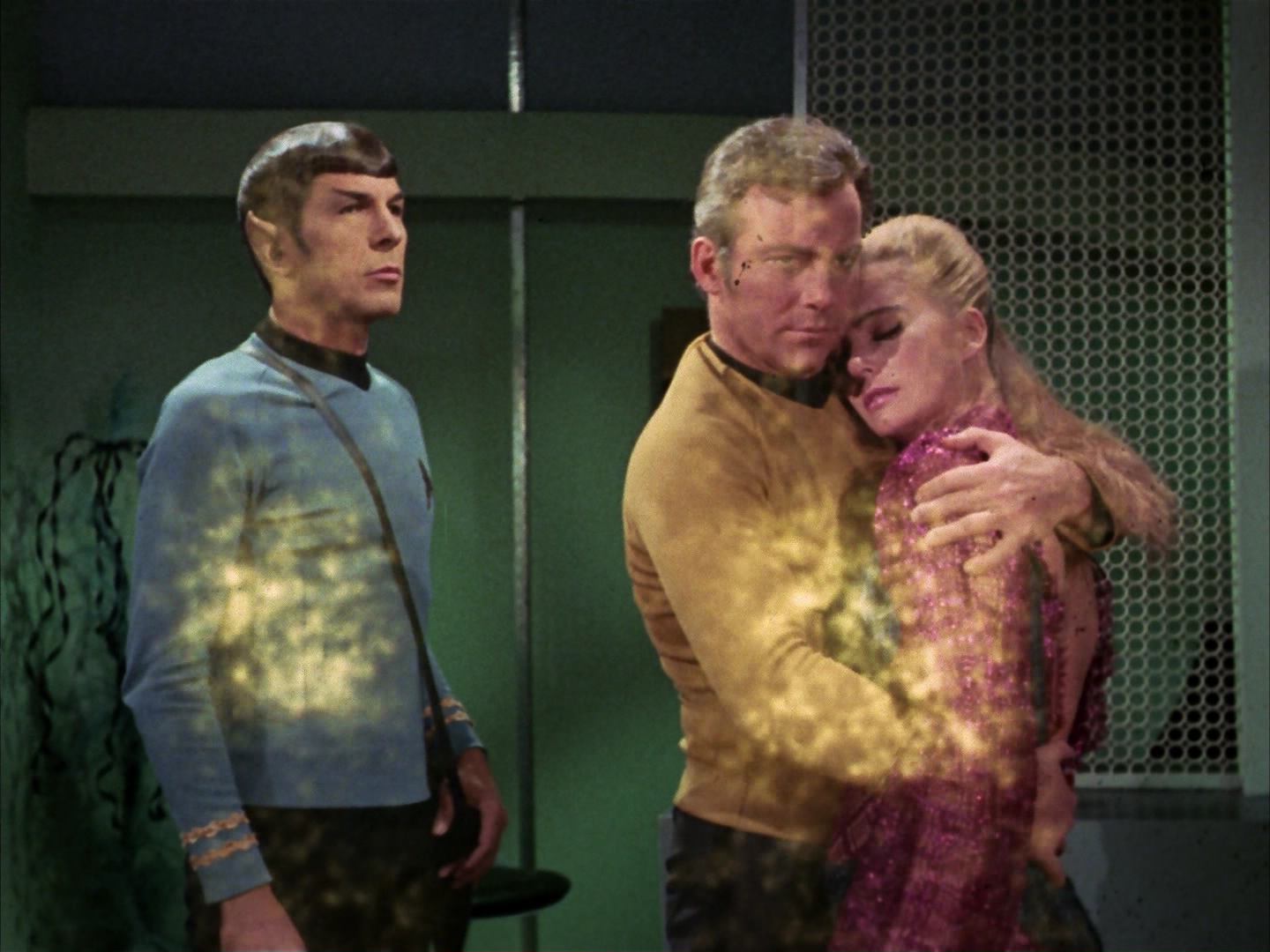 ariane179254_StarTrek_3x16_TheMarkOfGideon_3086.jpg