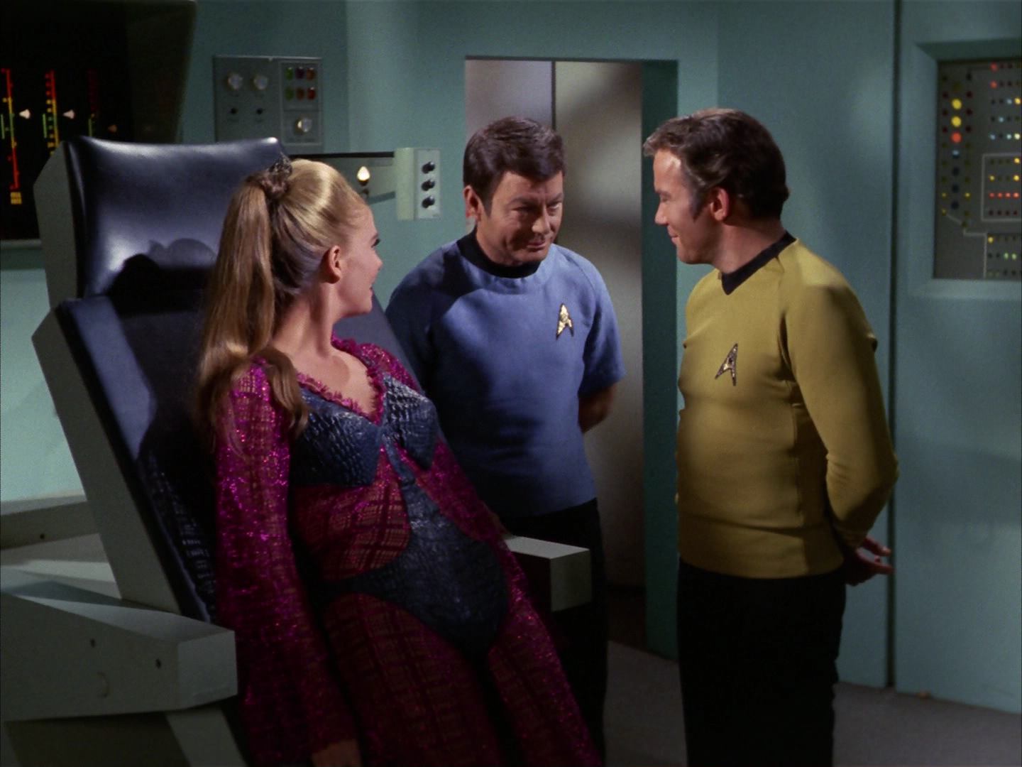 ariane179254_StarTrek_3x16_TheMarkOfGideon_3112.jpg