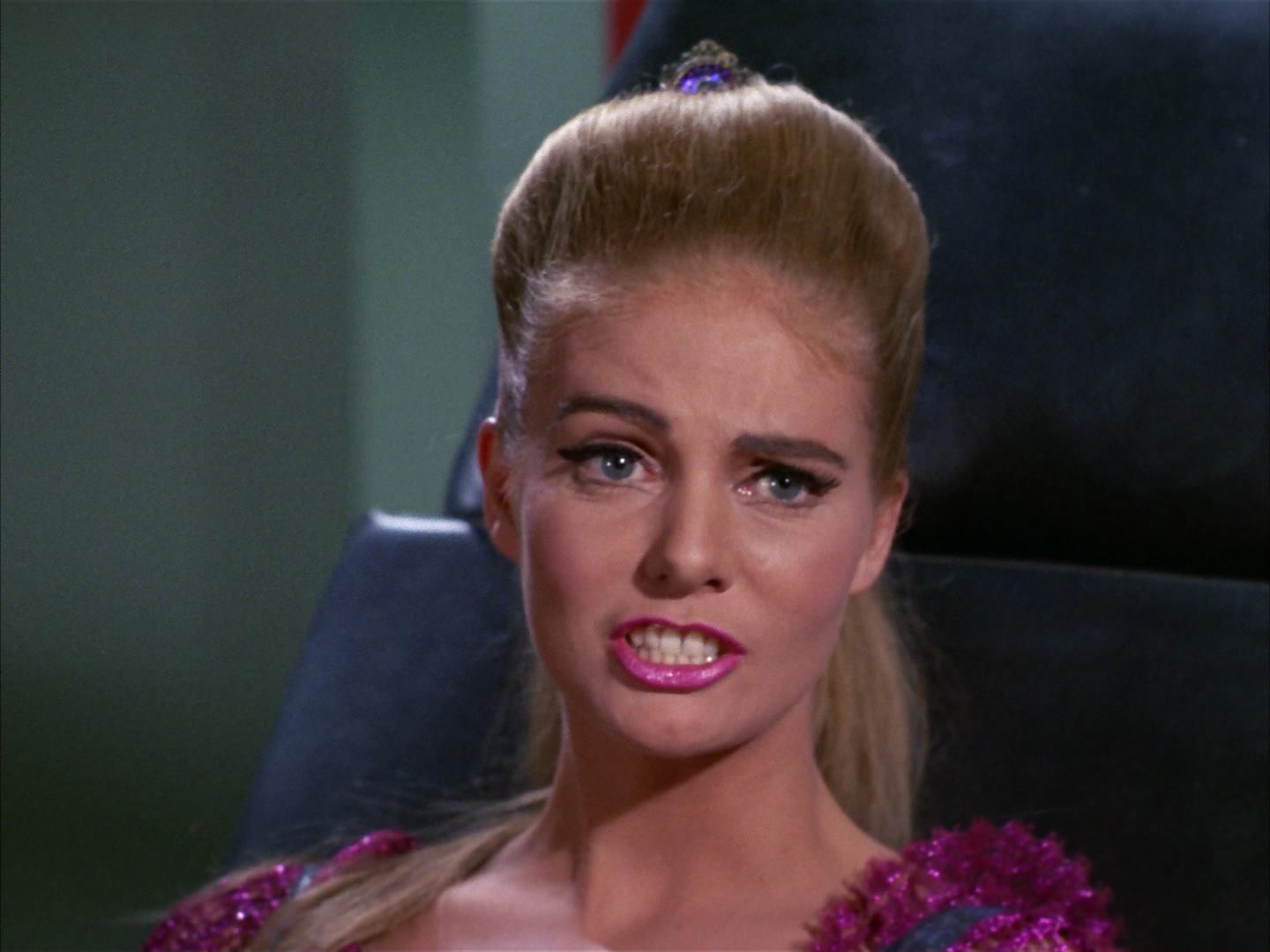 ariane179254_StarTrek_3x16_TheMarkOfGideon_3147.jpg