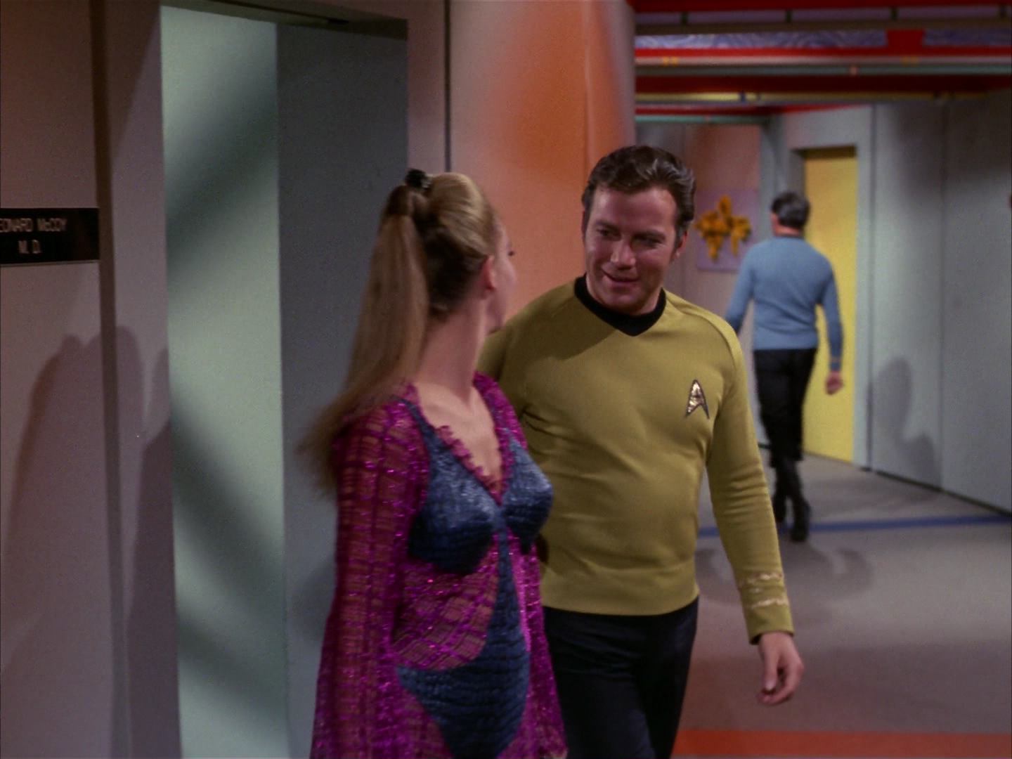 ariane179254_StarTrek_3x16_TheMarkOfGideon_3191.jpg