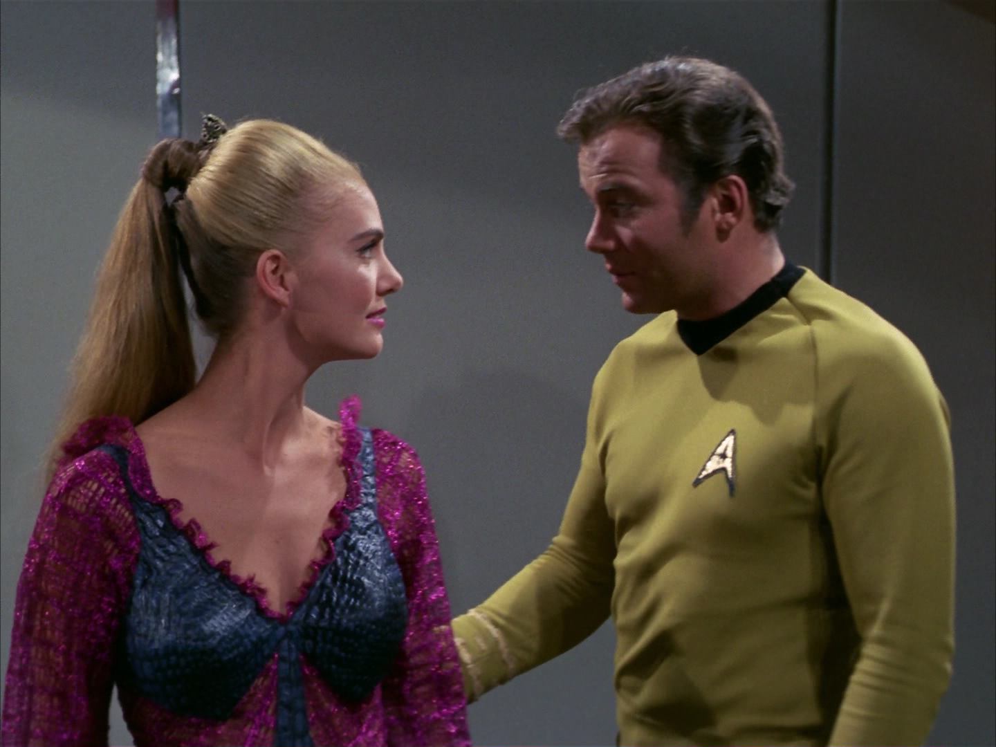 ariane179254_StarTrek_3x16_TheMarkOfGideon_3202.jpg
