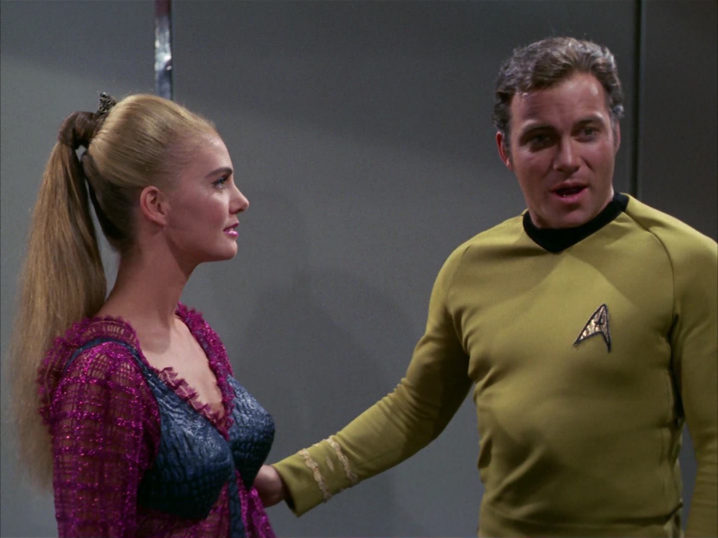 ariane179254_StarTrek_3x16_TheMarkOfGideon_3205.jpg