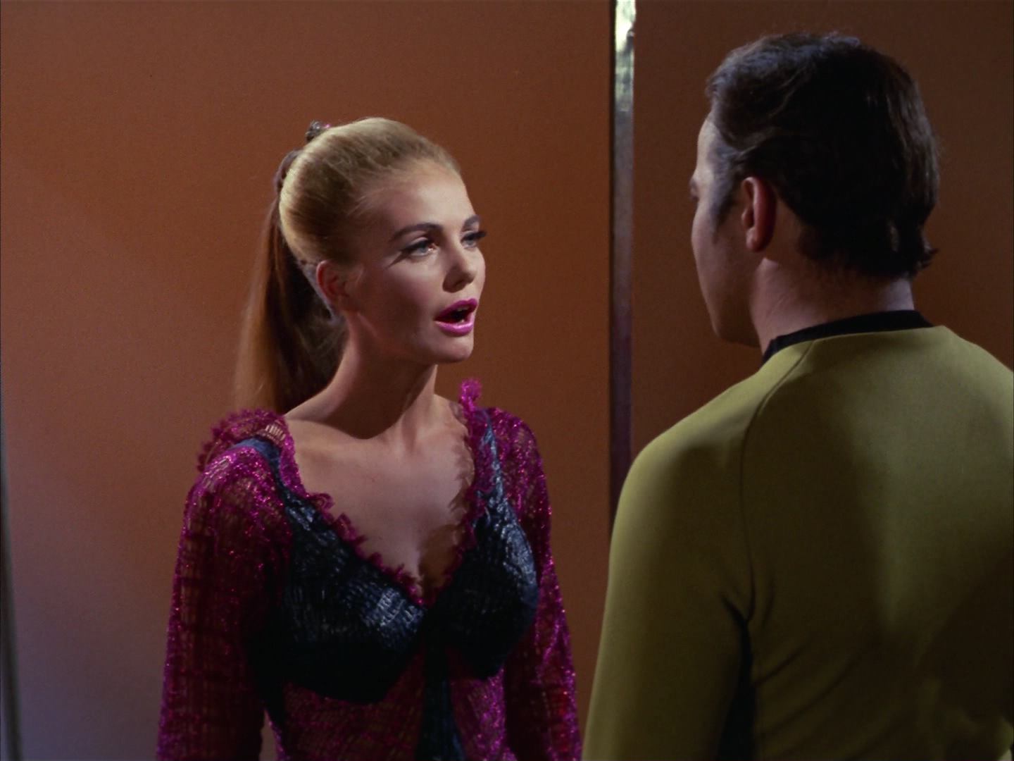 ariane179254_StarTrek_3x16_TheMarkOfGideon_3224.jpg