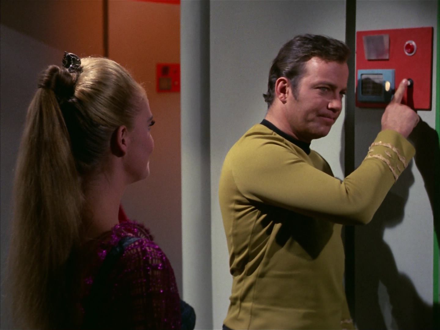 ariane179254_StarTrek_3x16_TheMarkOfGideon_3239.jpg