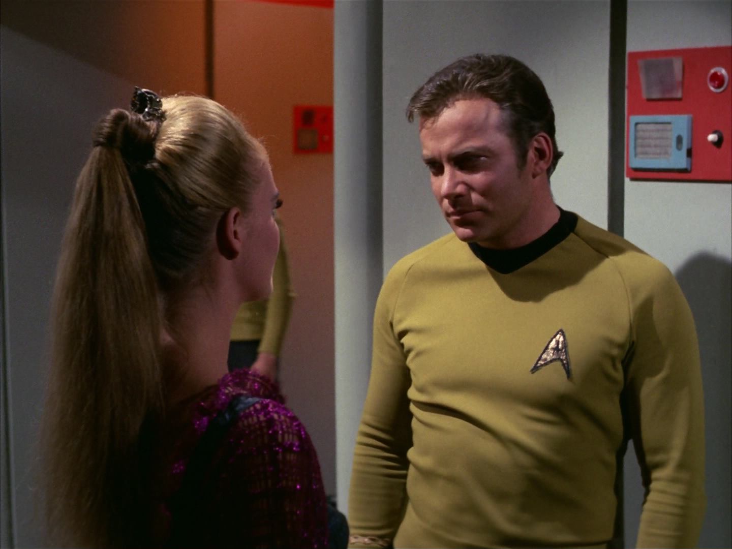ariane179254_StarTrek_3x16_TheMarkOfGideon_3249.jpg