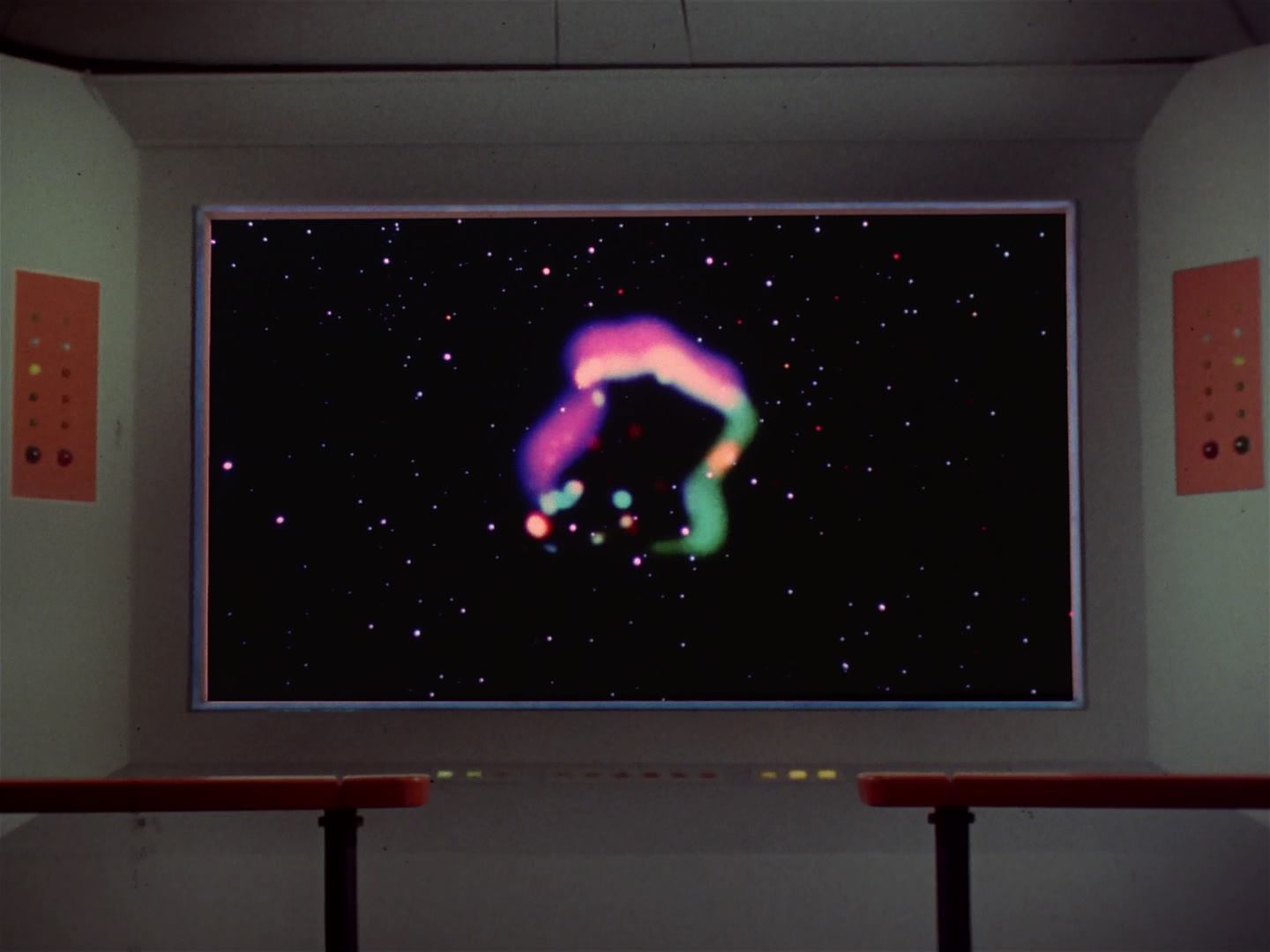ariane179254_StarTrek_3x18_TheLightsOfZetar_0328.jpg