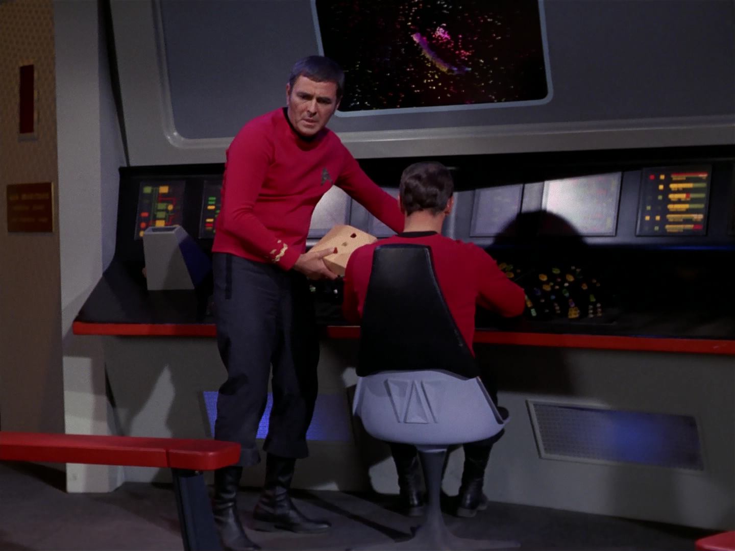 ariane179254_StarTrek_3x18_TheLightsOfZetar_0336.jpg