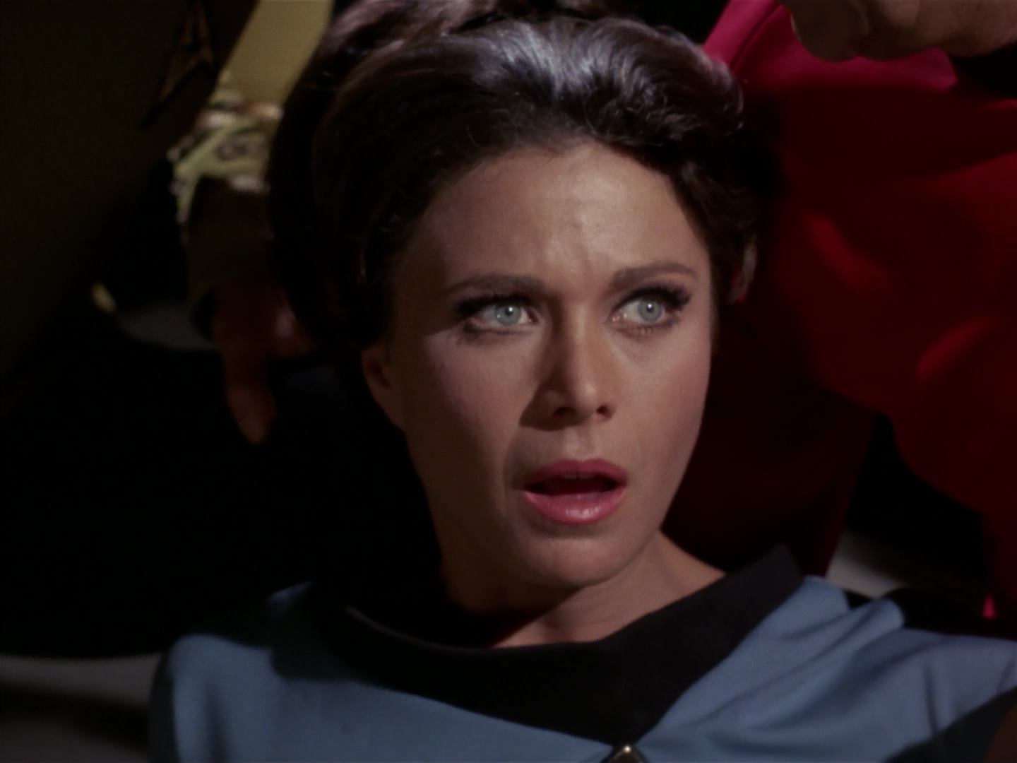 ariane179254_StarTrek_3x18_TheLightsOfZetar_0354.jpg