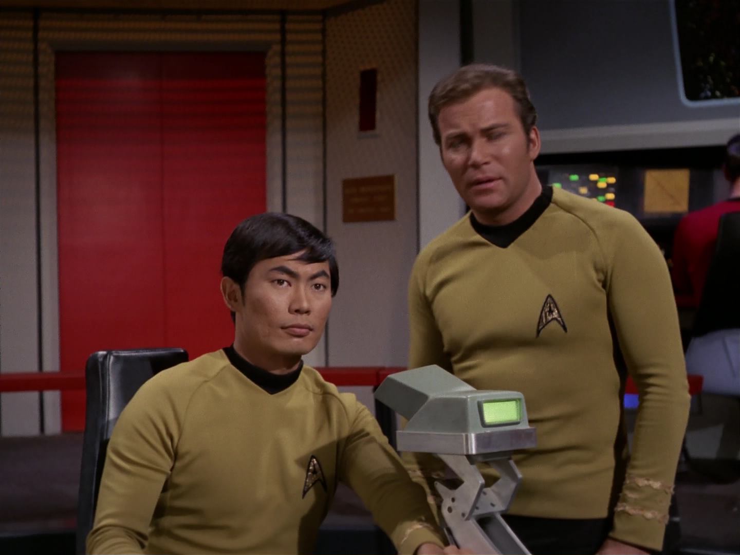 ariane179254_StarTrek_3x18_TheLightsOfZetar_0713.jpg