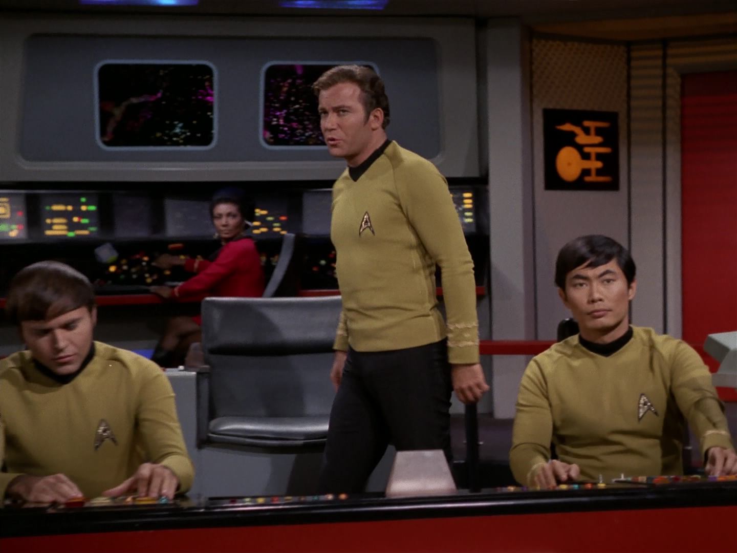 ariane179254_StarTrek_3x18_TheLightsOfZetar_0716.jpg