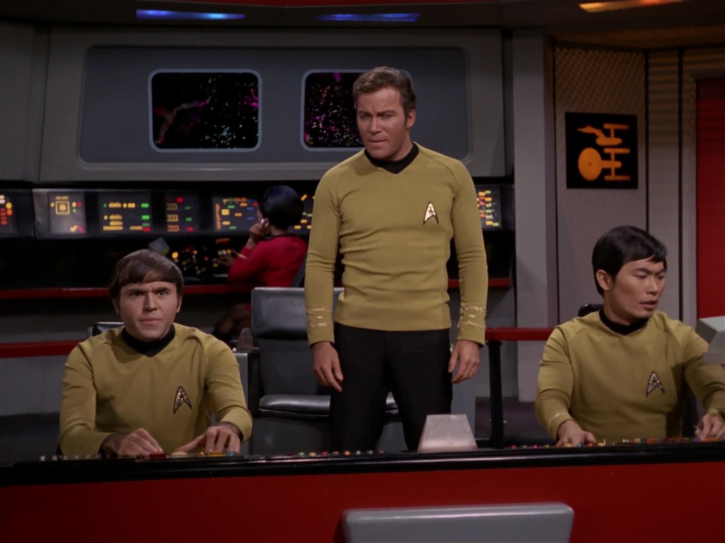 ariane179254_StarTrek_3x18_TheLightsOfZetar_0758.jpg