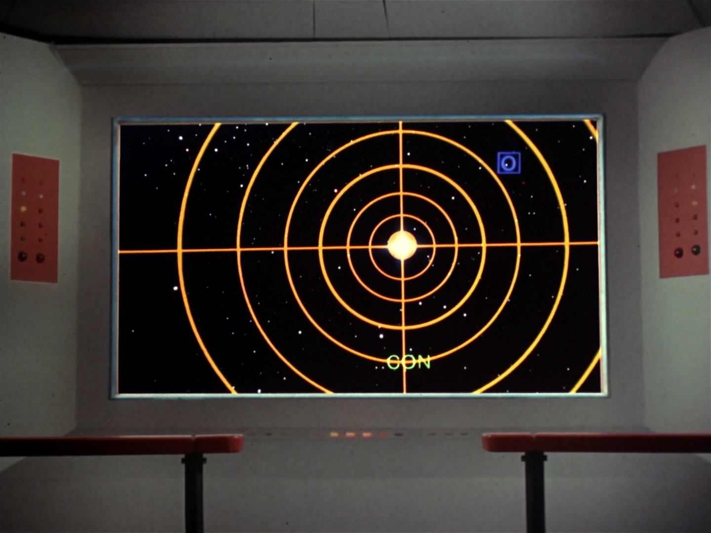 ariane179254_StarTrek_3x18_TheLightsOfZetar_0767.jpg