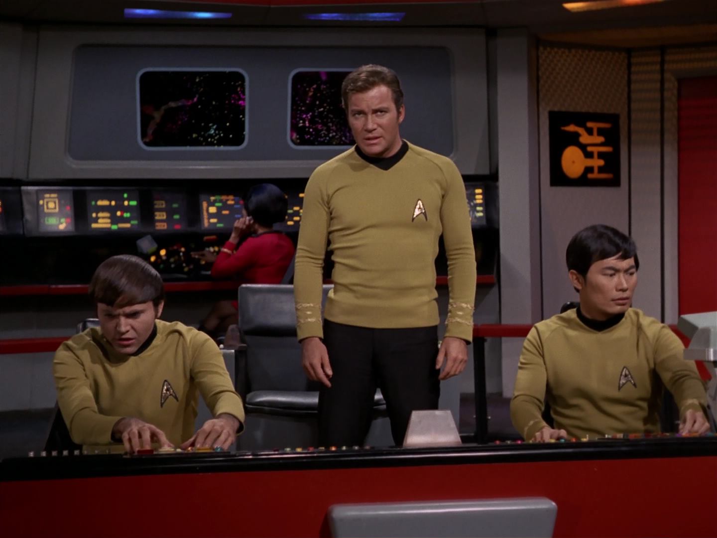 ariane179254_StarTrek_3x18_TheLightsOfZetar_0770.jpg