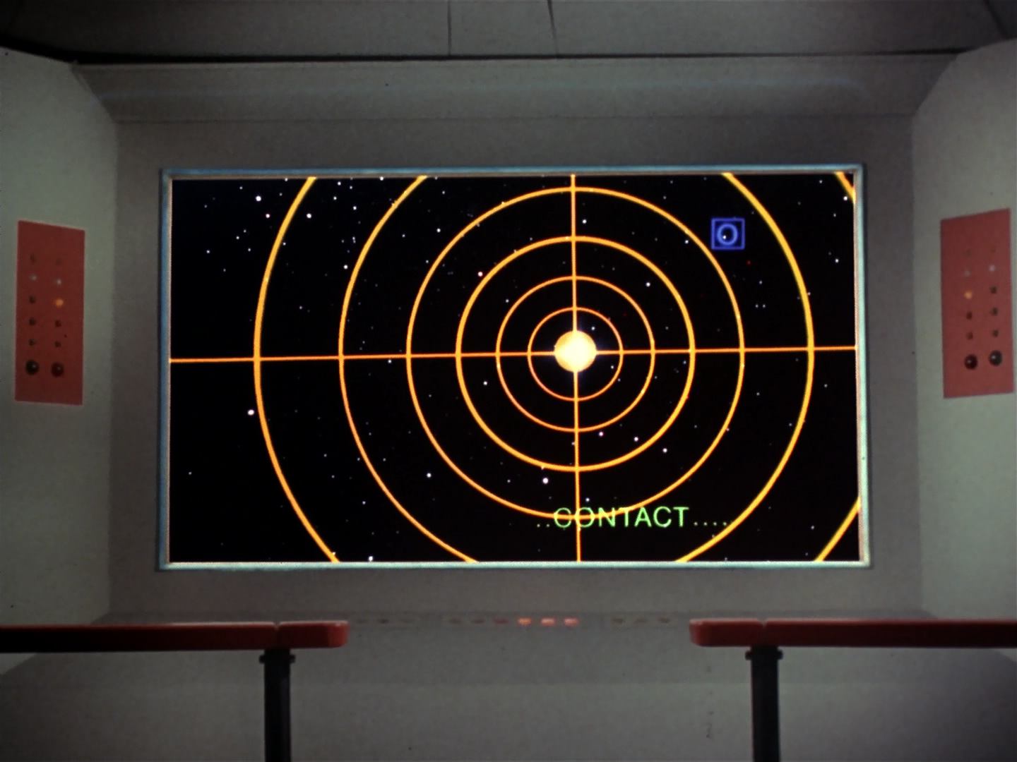 ariane179254_StarTrek_3x18_TheLightsOfZetar_0779.jpg