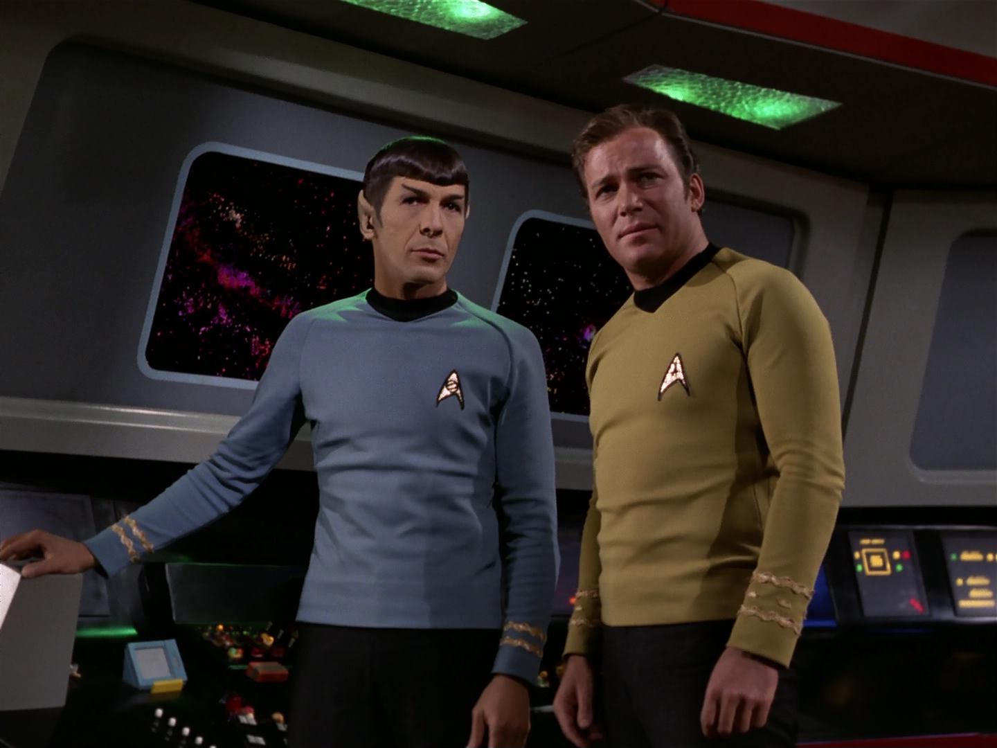 ariane179254_StarTrek_3x18_TheLightsOfZetar_0796.jpg