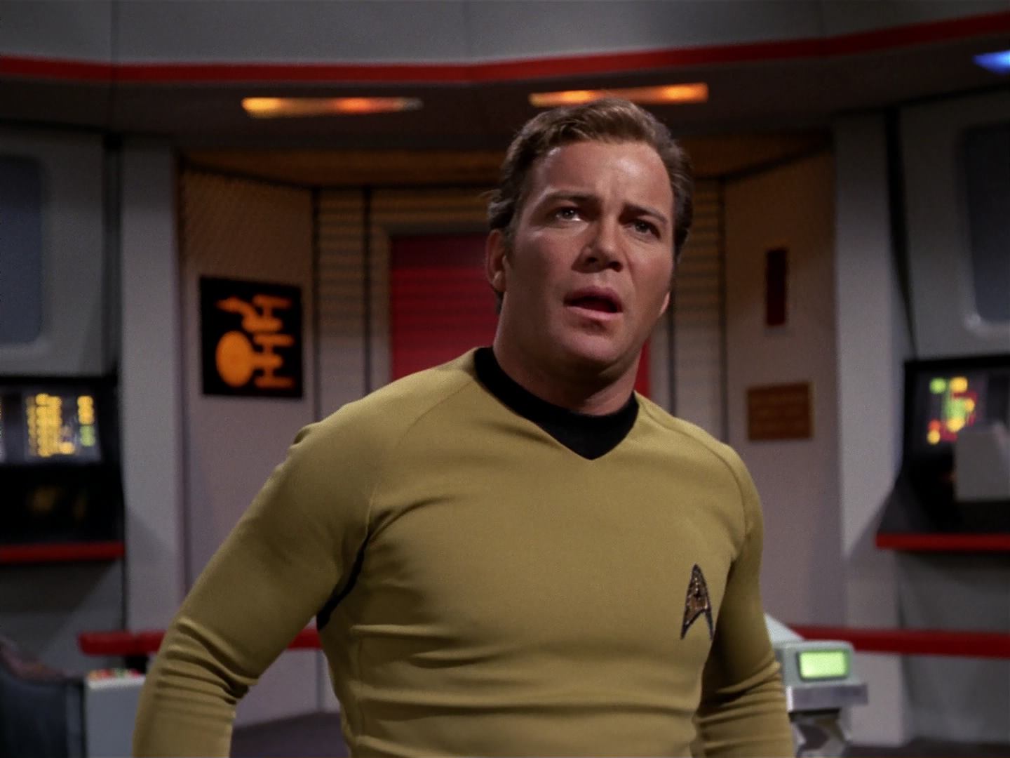 ariane179254_StarTrek_3x18_TheLightsOfZetar_0818.jpg