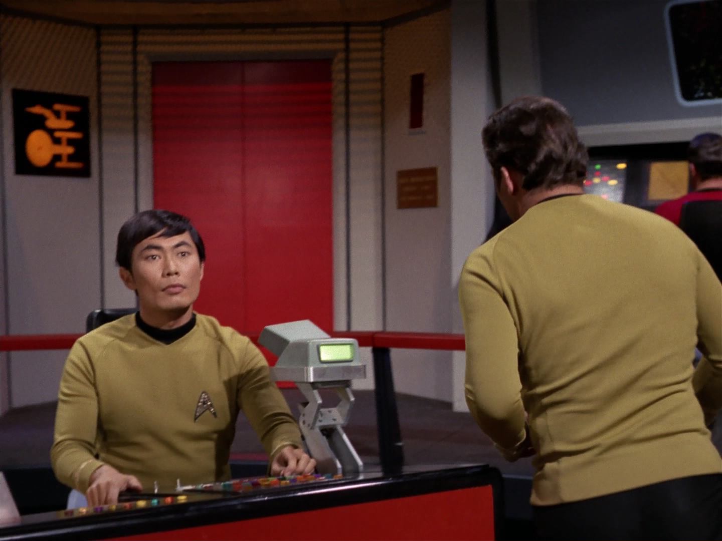 ariane179254_StarTrek_3x18_TheLightsOfZetar_0825.jpg